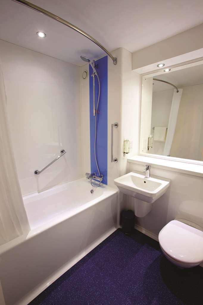 Travelodge Northwich Lostock Gralam Pokoj fotografie